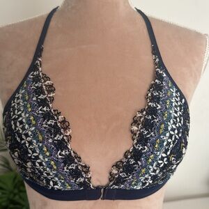 Crochet Lace Front Clasp Victorias Secret Bralette
